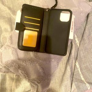 iPhone 12 Leather case to hold cards and phone 6.7 screen brand new in the box